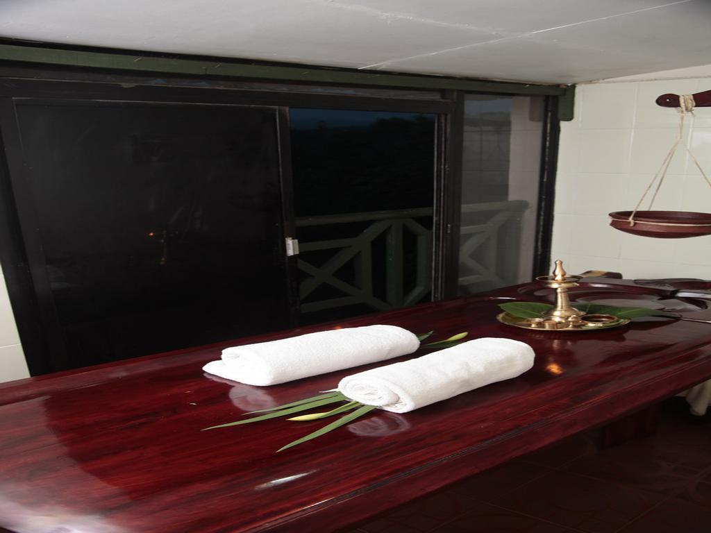 Abad Copper Castle Resort Munnar Buitenkant foto